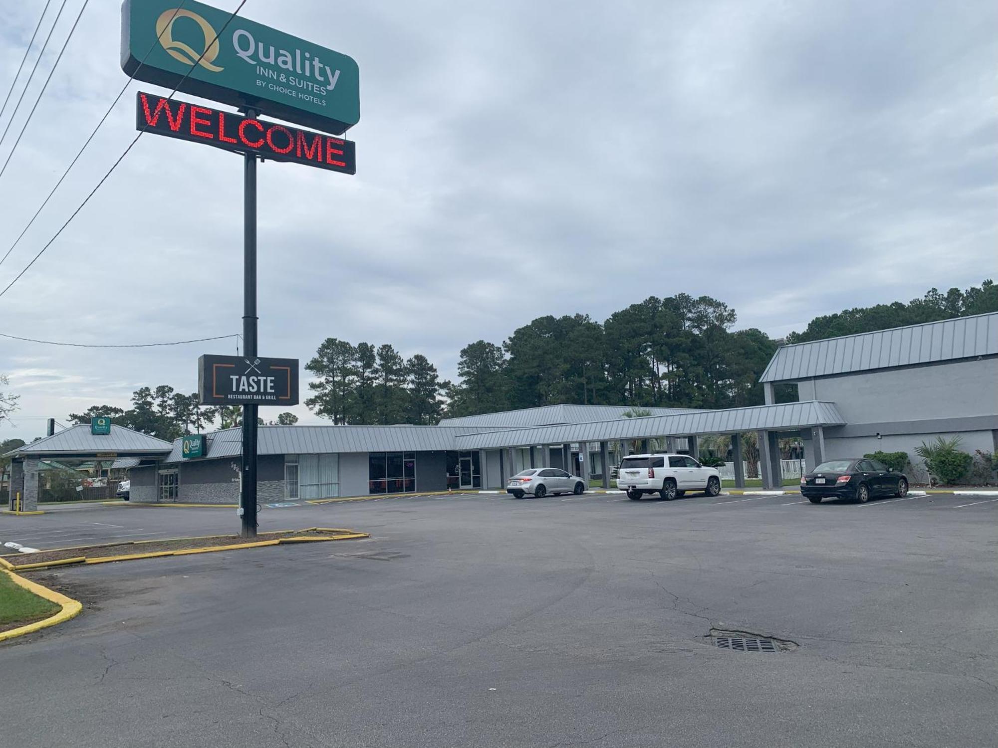 Quality Inn & Suites Hardeeville - Savannah North Exterior foto